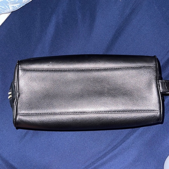 Coach Traveling Case - Picture 4 of 6